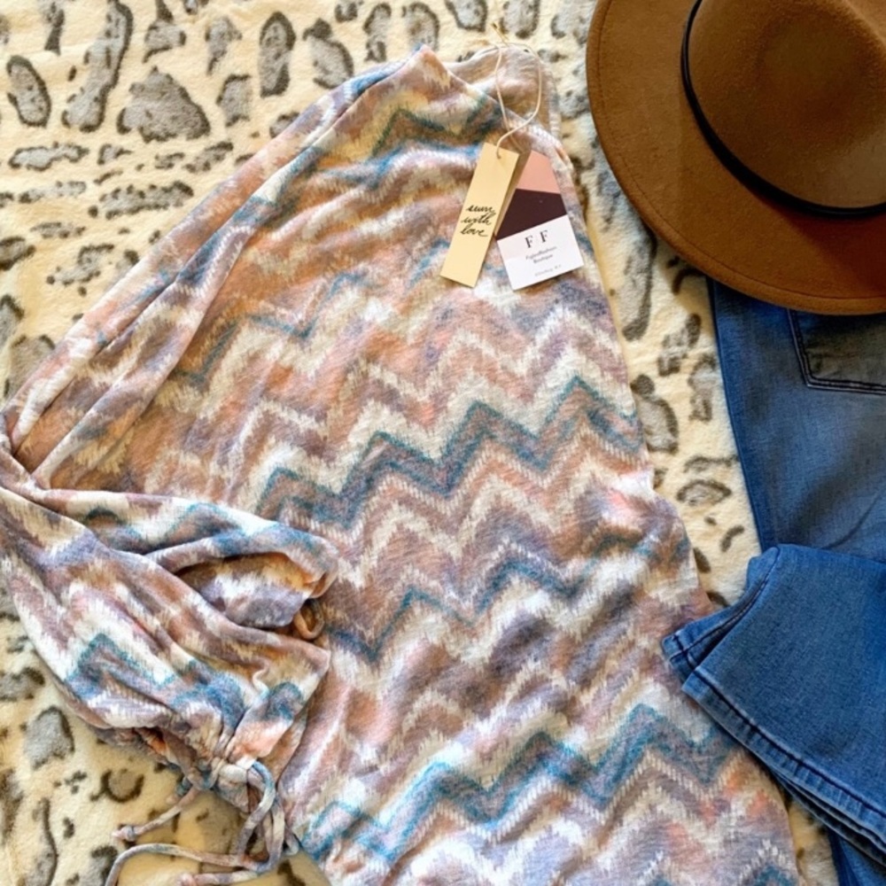 S LEFT Bohemian chevron tie sleeve knit top - Picture 4 of 4